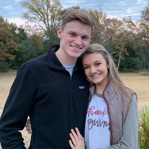 Meet your Posher, Katelynn - Picture 1 of 1